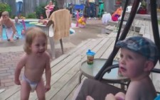 Tatışmacı Komik Bebek Videoları